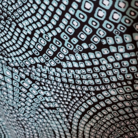 Apt 9 Multi Colored V Neck Blouse - Picture 4 of 7